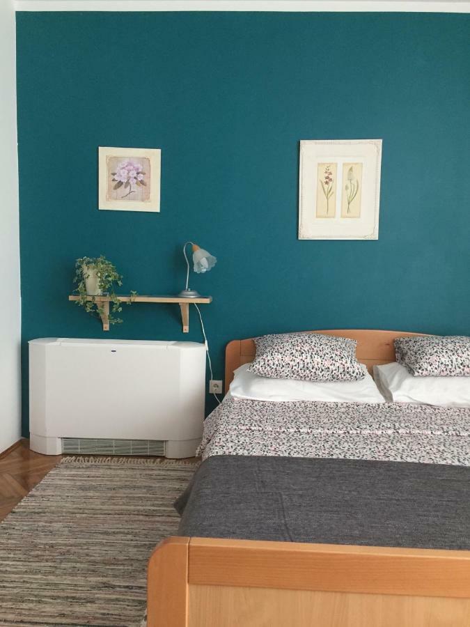 Guesthouse Punta Mira Novalja Extérieur photo